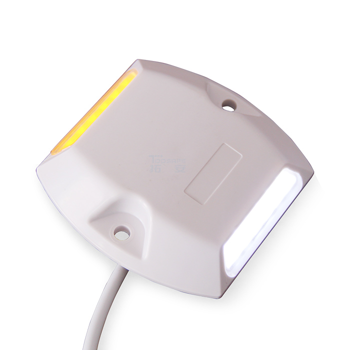 LED塑料隧道誘導(dǎo)燈