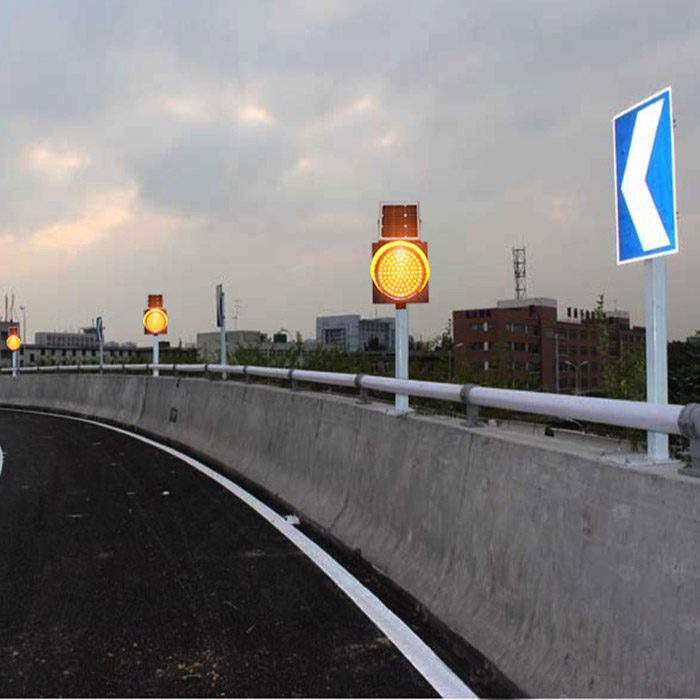 200mm太陽(yáng)能黃閃燈